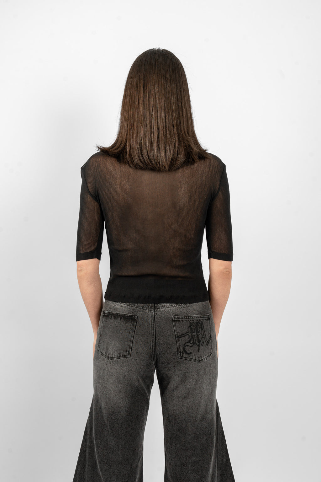 MEADOW TEE - BLACK