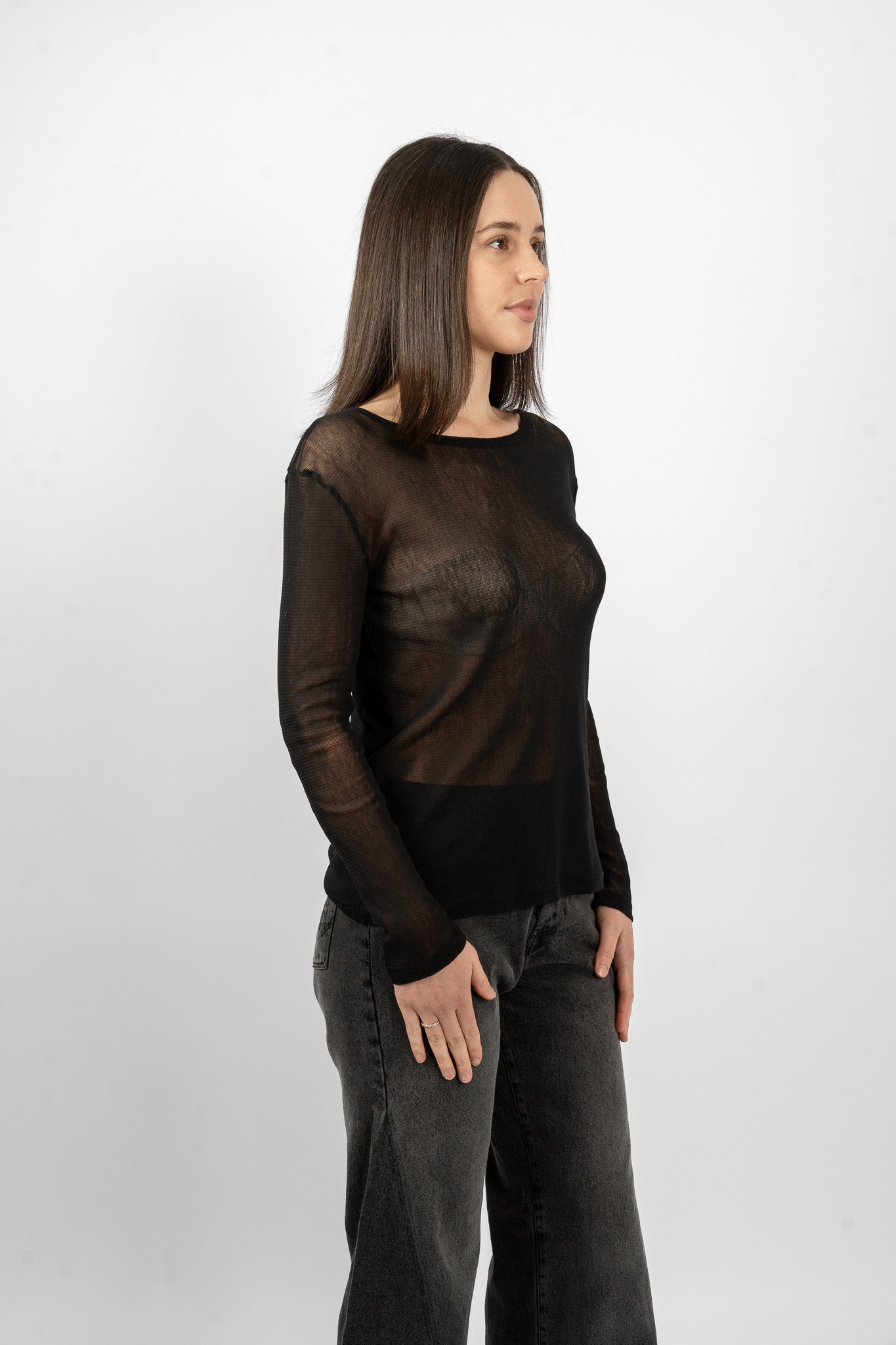 GROOVY MESH - BLACK